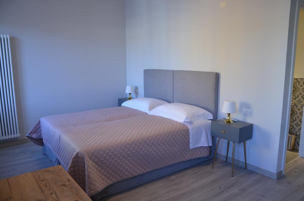 Dimora 16 Rooms & Garden Prato  Exterior foto